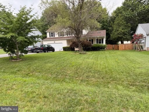 11926 Woodland View Dr, Fredericksburg, VA 22407-8569, United States