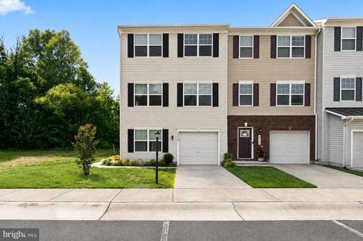 2420 DRAKE LANE