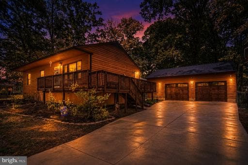 313 Green Arbor Dr, Fredericksburg, VA 22407-6313, United States