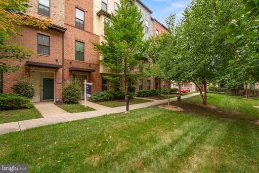 3207 Tribune Ct, Hyattsville, MD 20782-2979, United States - Photo 1