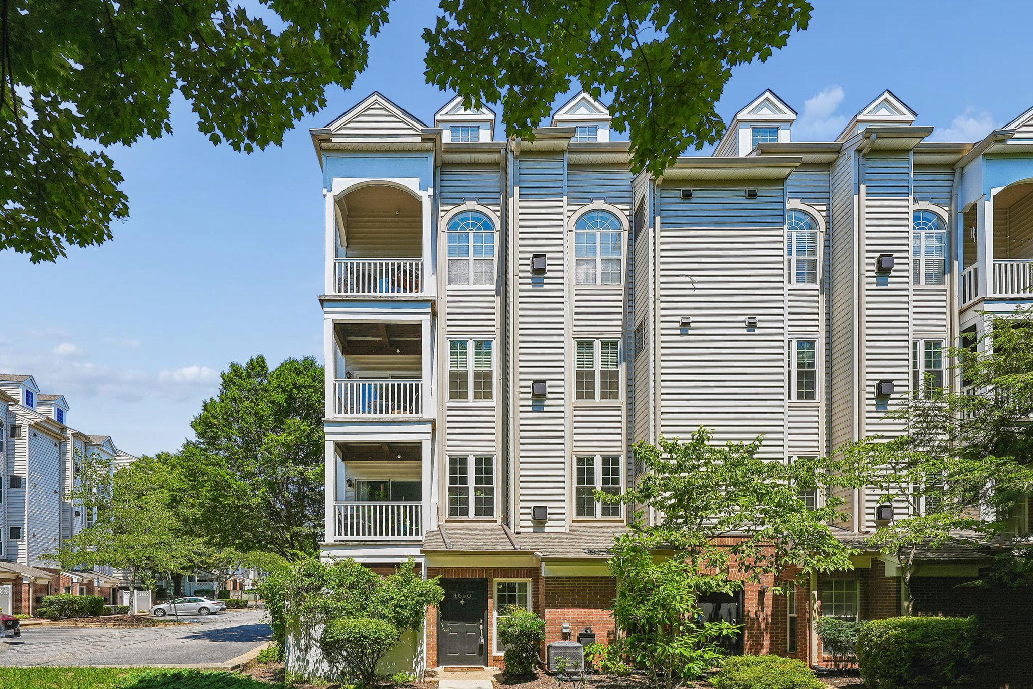 4650 Lambert Dr, Alexandria, VA 22311-4900, United States