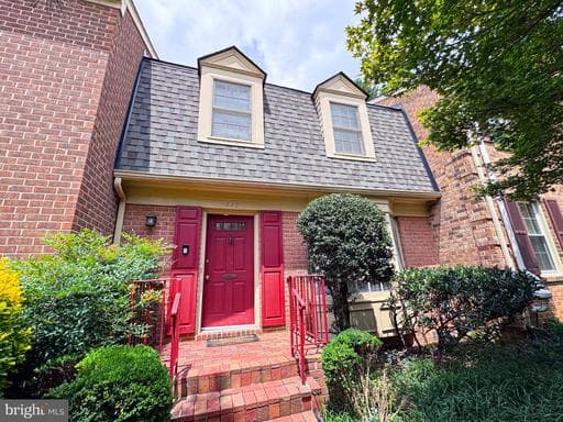 442 N PARK DRIVE