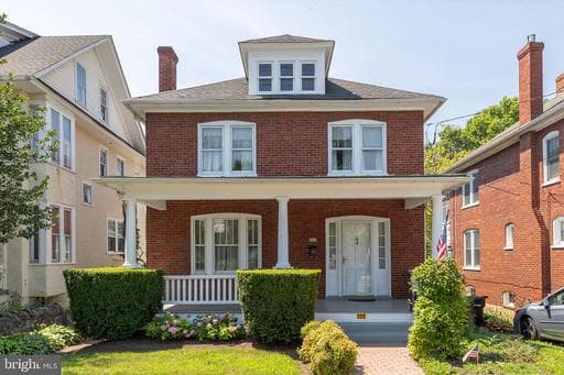 305 AMHERST STREET