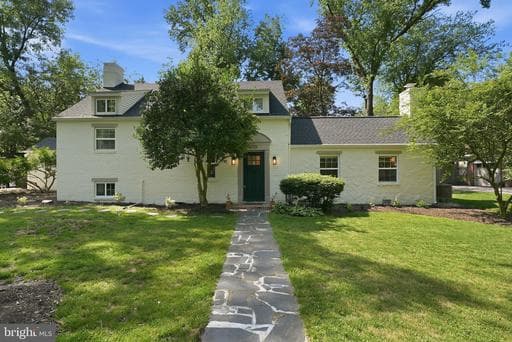 6001 BEECH TREE DRIVE