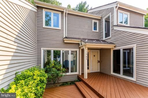 11565 Brass Lantern Ct, Reston, VA 20194-1221, United States - Photo 1