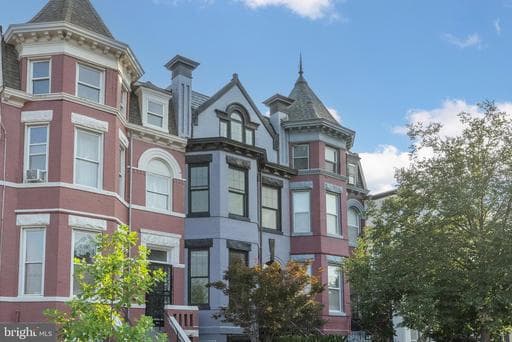 225 R STREET