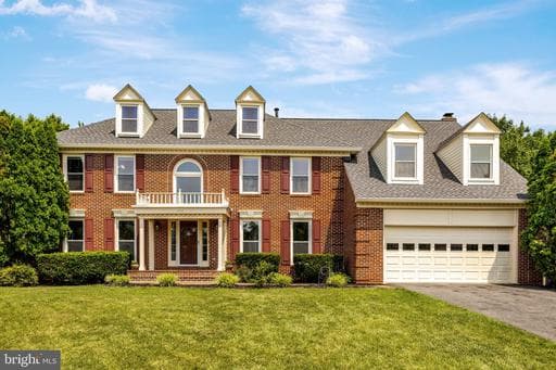 1502 SNOWFLAKE COURT
