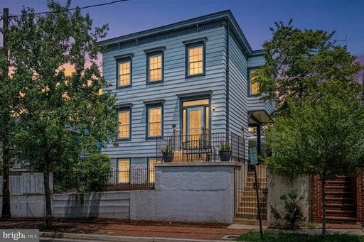 309 PRINCESS ANNE STREET