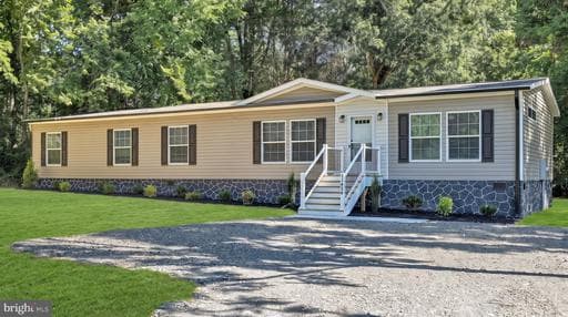 11919 BELFONTE ROAD - Photo 1