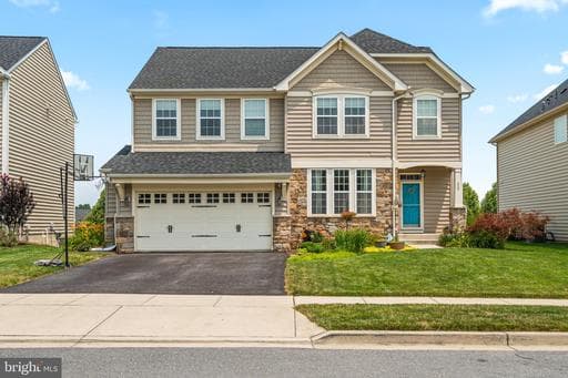 209 WINDOM WAY