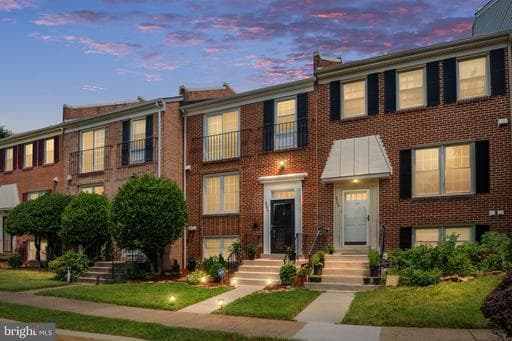 2504 WINDBREAK DRIVE