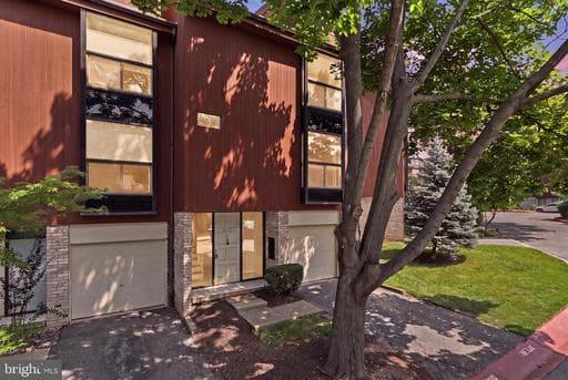 5538 VANTAGE POINT ROAD - Photo 1