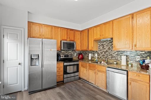 2585 Sylvan Moor LN WOODBRIDGE VA 22191