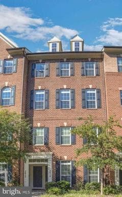 3612 SPRING HOLLOW LANE