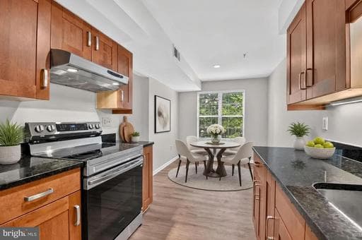 2513 McVeary Ct, Silver Spring, MD 20906-6149, United States