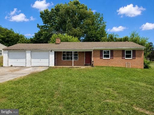 17518 GREEN MEADOW LANE