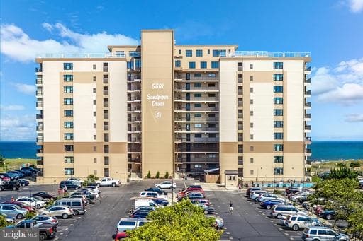 5801 ATLANTIC AVENUE 305