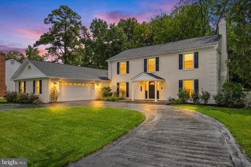 9403 FERRY LANDING COURT