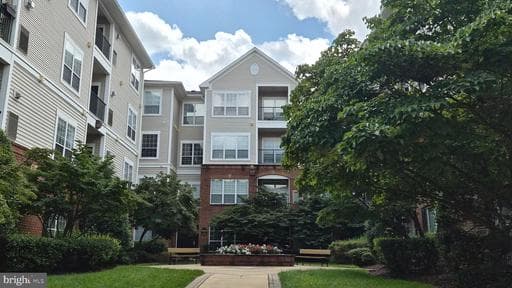 4862 Eisenhower Ave, Alexandria, VA 22304-4831, United States - Photo 1