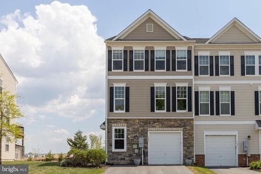 144 Solara Dr, Winchester, VA 22602-6878, United States