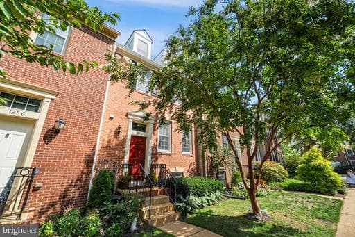 1258 QUAKER HILL DRIVE