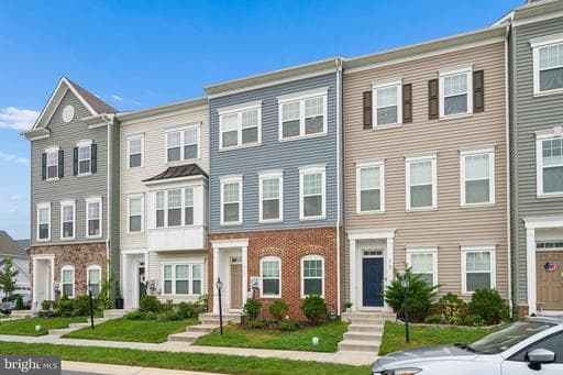 8511 Bald Eagle Ln, Frederick, MD 21704-6787, United States
