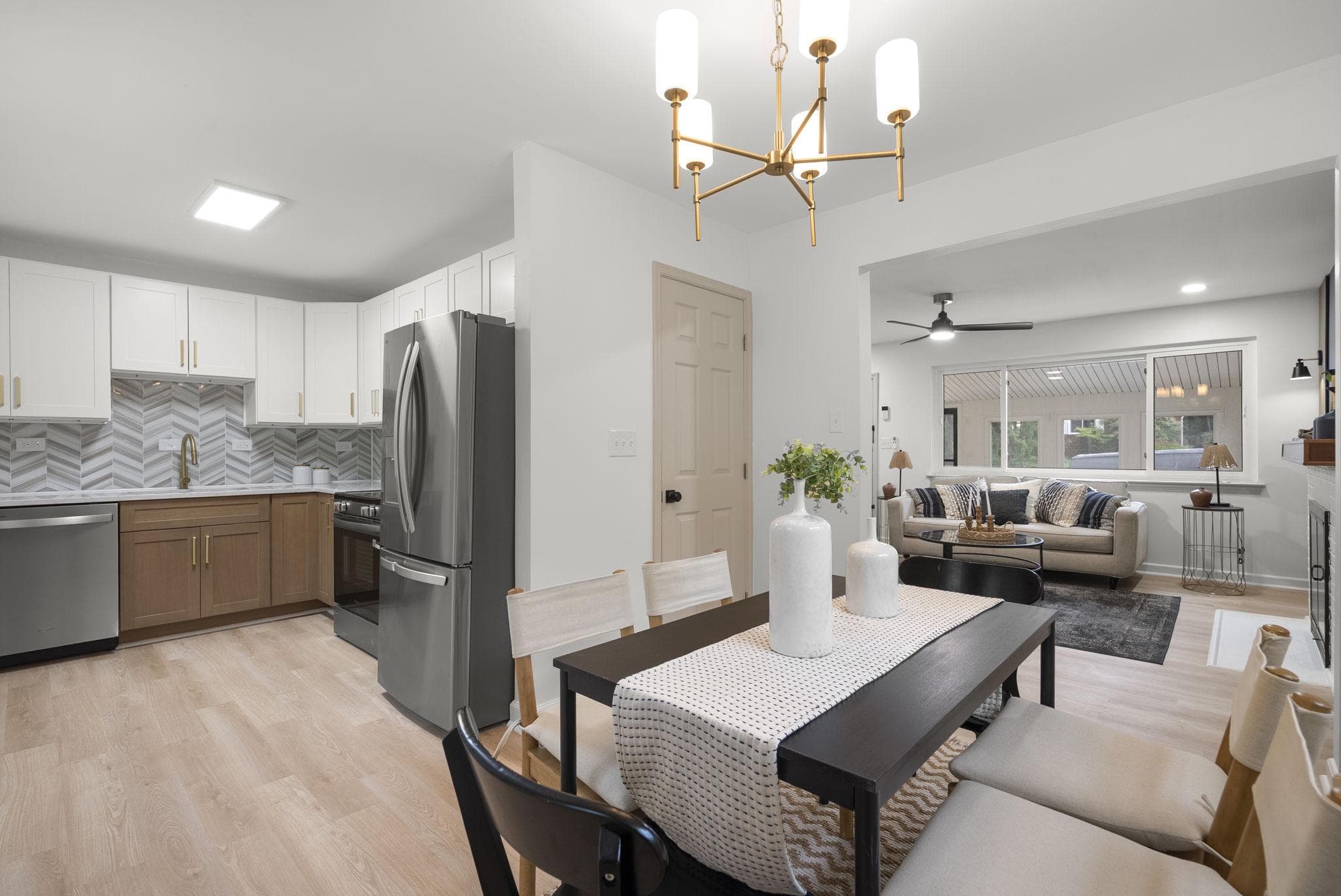 156 Fleetwood Ter, Silver Spring, MD 20910-5511, United States