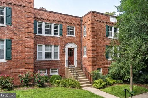 1762 N RHODES STREET 6-354