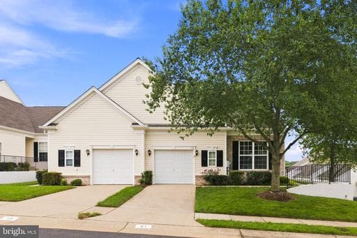 21 Fawn Ln, Fredericksburg, VA 22406-8444, United States
