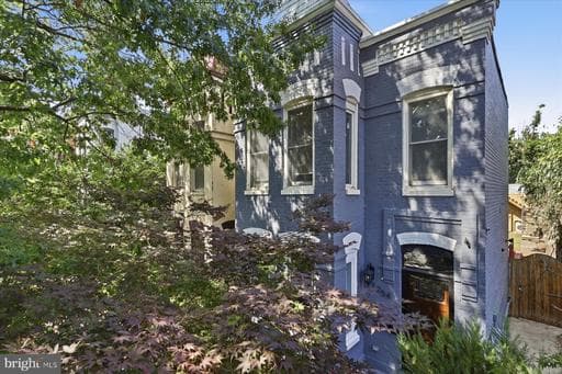 1254 FLORIDA AVE NE,WASHINGTON,DC,20002,WASHINGTON