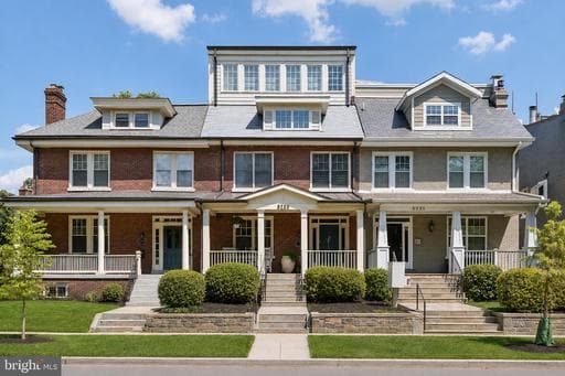 5233 CONNECTICUT AVENUE 301