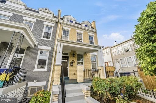 507 LAMONT STREET