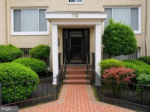 713 BRANDYWINE STREET B3
