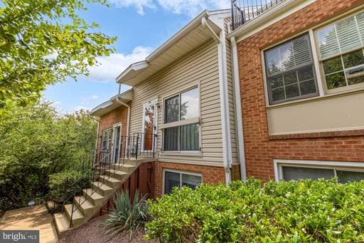 48 N BEDFORD STREET 48B