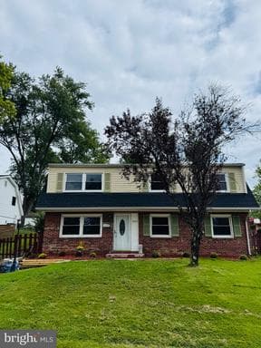 13107 Kumar Ct, Woodbridge, VA 22193-5244, United States