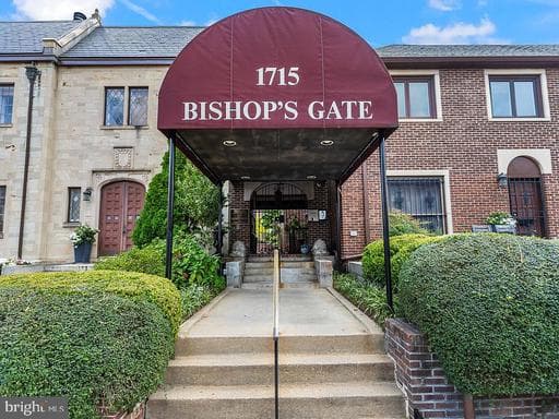 1715 15TH STREET 22