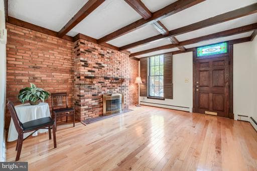 109 W BARRE STREET