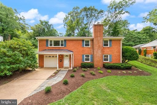 4426 Rockcrest DR FAIRFAX VA 22032