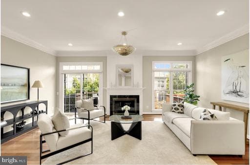 4655 Kinsey Ln, Alexandria, VA 22311-4916, United States