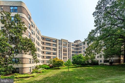 3901 Cathedral Ave NW, Washington, DC 20016-5215, United States