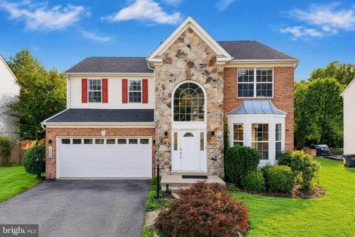 5969 Tapestry Dr, Woodbridge, VA 22193-4150, United States