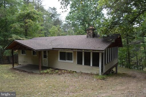 3016 Siler Rd, Winchester, VA 22603-2050, United States