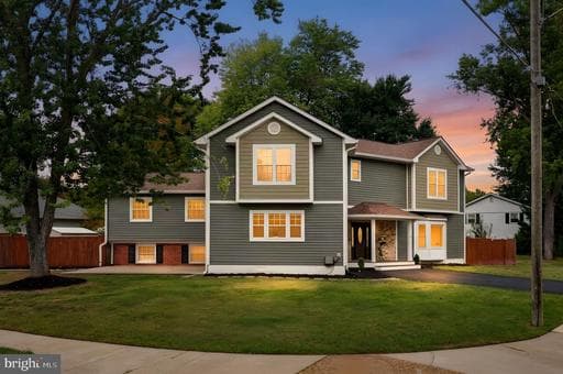 8004 Frye Rd, Alexandria, VA 22309-1104, United States