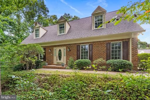 10037 Altamont Cir, Fredericksburg, VA 22408-9535, United States