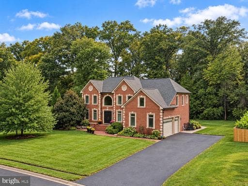 9404 Forest Haven Dr, Alexandria, VA 22309-3123, United States