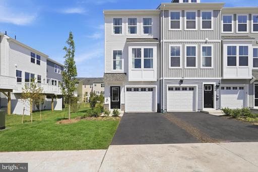 10793 PENNYWELL GARDEN RD,MANASSAS,VA,20112,PRINCE WILLIAM
