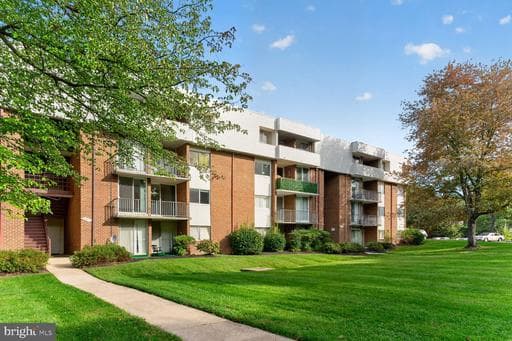 10251 Prince Pl, Upper Marlboro, MD 20774-1118, United States