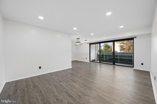 6145 Leesburg PIKE #404 FALLS CHURCH VA 22041