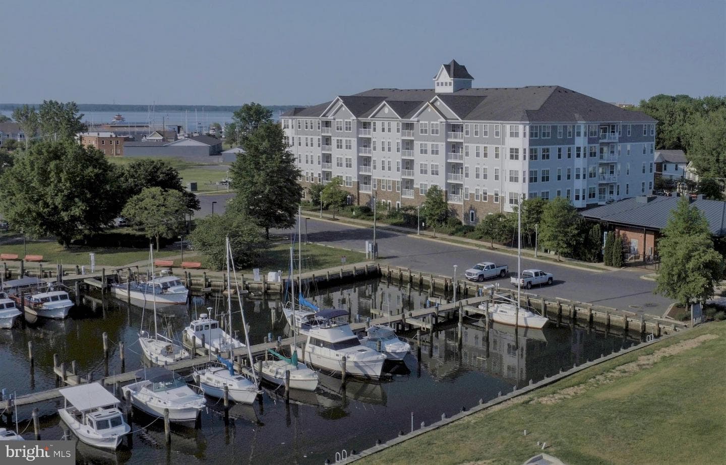 700 CATTAIL COVE 411
