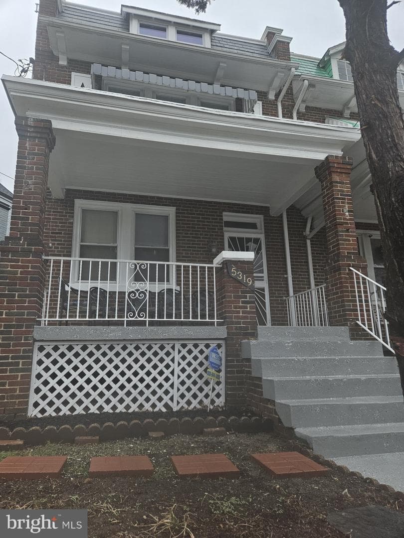 5319 3RD STREET - Photo 1